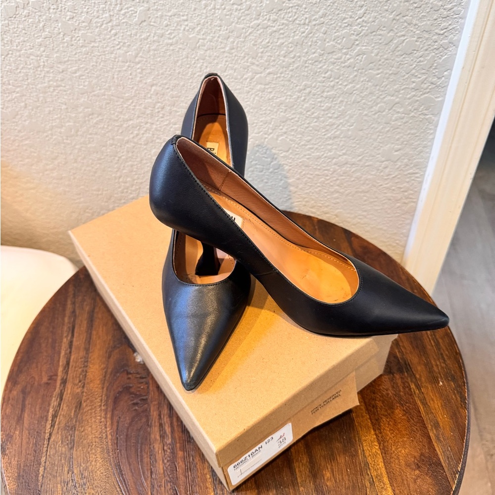 Classic Black Pointed-Toe Heels - Women